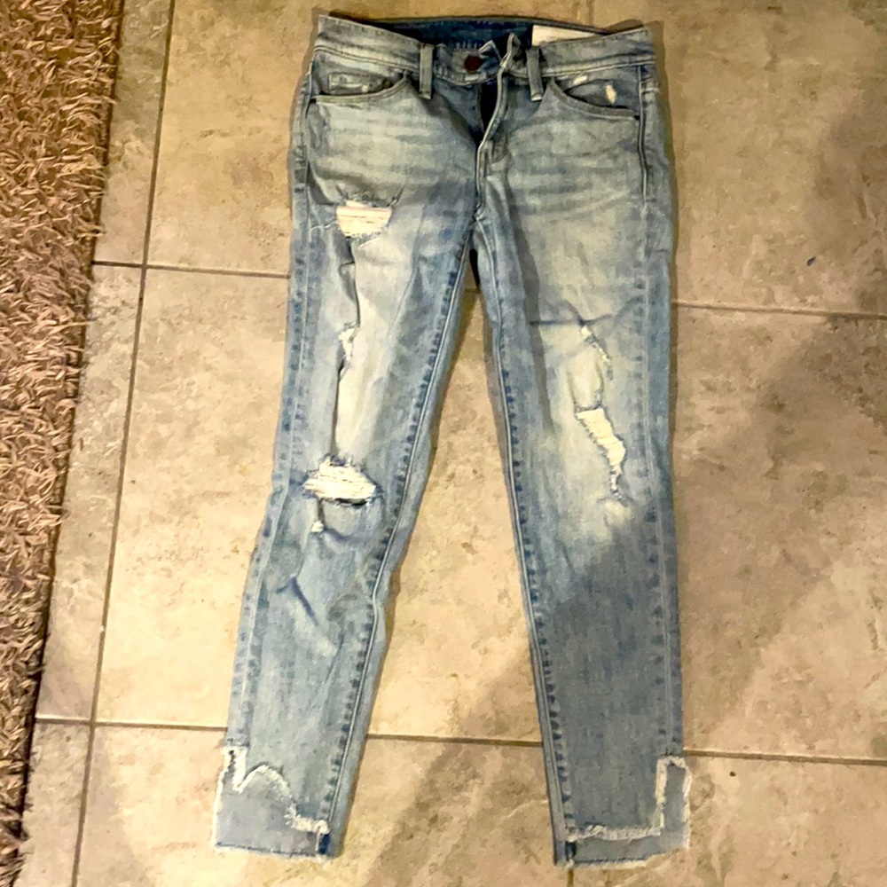 Treasure & bond. blue ripped jeans. Low waisted
